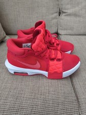 LeBron Witness 8 Nike Size 6