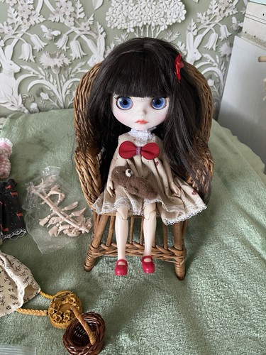 Blythe doll with huge amount - blythe,