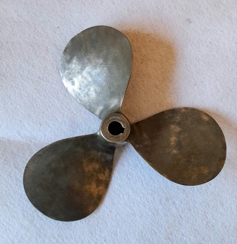 Bronze propeller 14 - propeller, in
