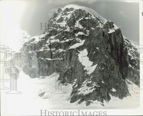 Press photo mountain - press,