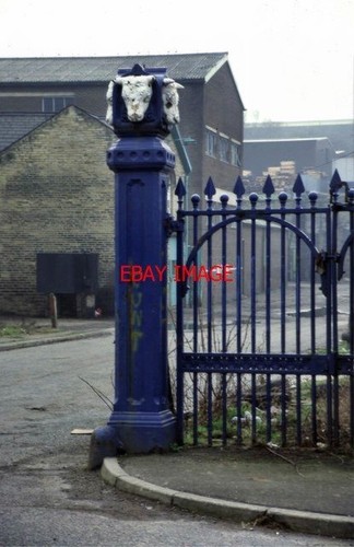 Photo 1996 decorative cast - ,