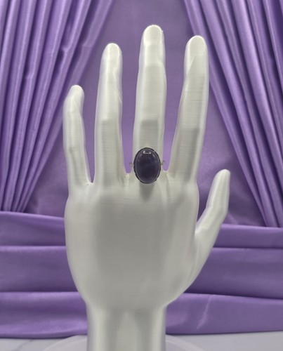 Stunning dark purple - dark,