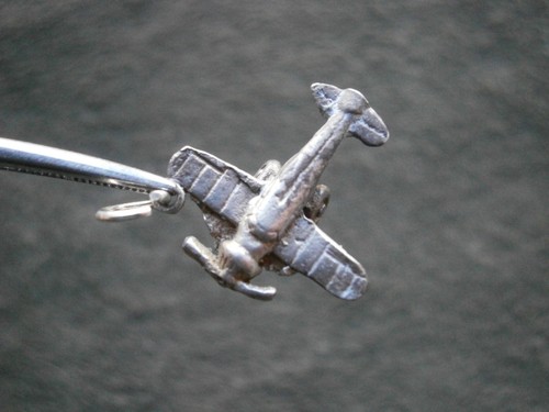 Single engine light aircraft - single,