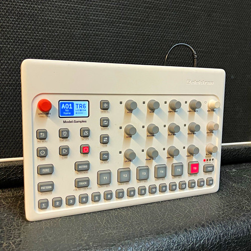 Elektron model samples digital - model:samples,