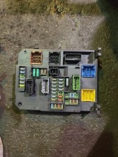 CITROEN C4 1.6Hdi RHD 2014 - 2024 INTERIOR FRONT FUSE BOX OEM 966554748000