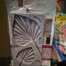 Karen Davies Palm Spear Leaves