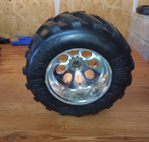 Monster truck bigfoot - fg,