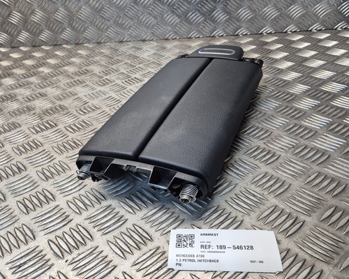 Mercedes a180 hatchback - mercedes,