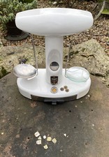 Vintage Avery 2oz Class B 2028 Balance Scales with 3 Brass Weights