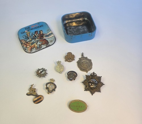 Vintage joblot badges - badges, in