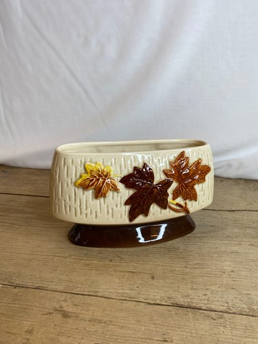 Vintage sylvac 4008 maple leaf - vintage,