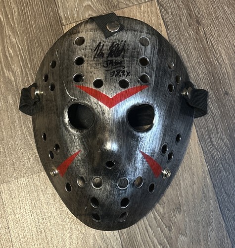 Kane hodder autographed signed - kane,