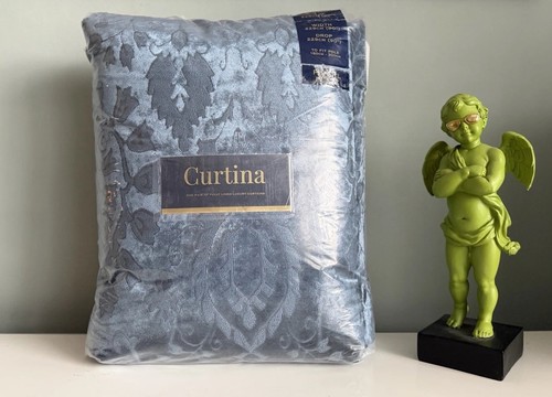 Large curtina cut velvet - cut,