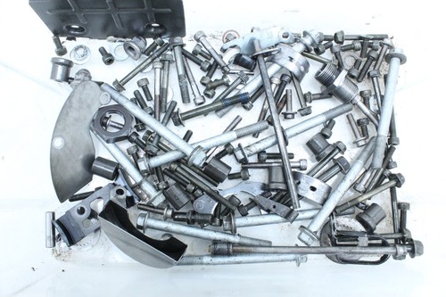 Yamaha yzf rn04 - yamaha, screws