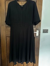 Debenhams short sleeved v neck