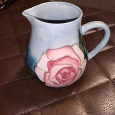 MOORCROFT COLLECTORS CLUB PINK