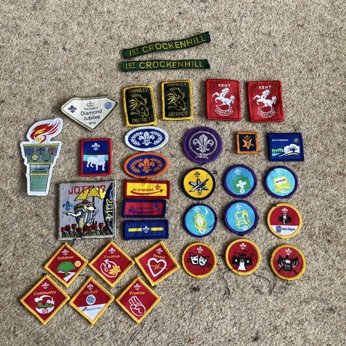Scout badges over 30 - -,