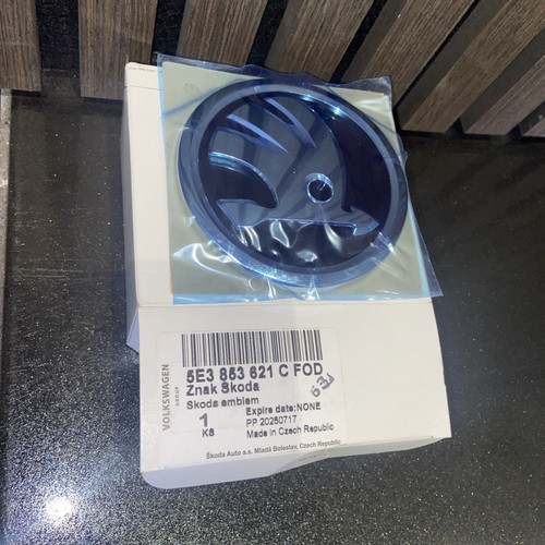 Skoda octavia badge - skoda,
