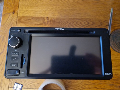 Toyota stereo head unit