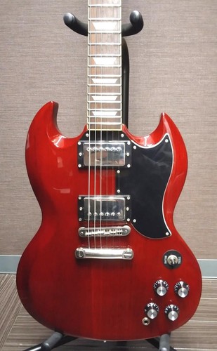 Burny electric guitar - electric,