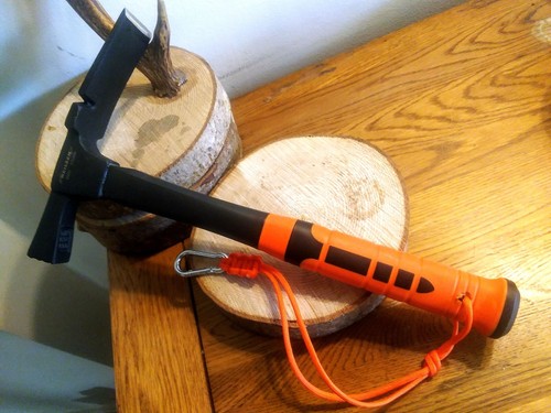 Trapping hammer for spring - trapping,