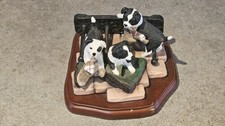 Border fine arts collie figure