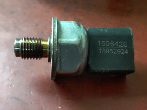 Fuel pressure sensor - pressure, 3942s0103
