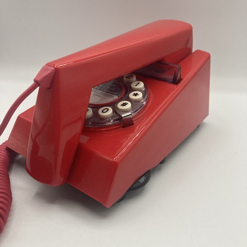 Wild wolf trim telephone - &,