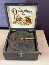 Victorian Polyphon with 19