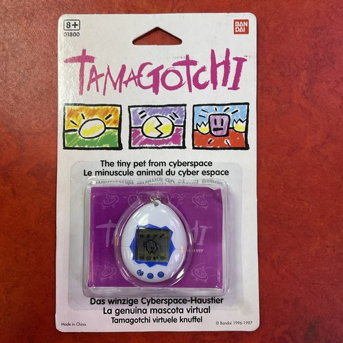 Tamagotchi white version - white, in