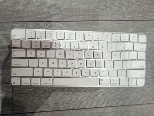 Apple a2450 genuine original - apple,