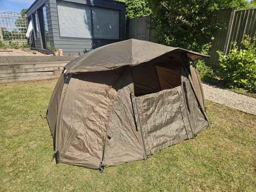 Trakker tempest brolly with - v2,