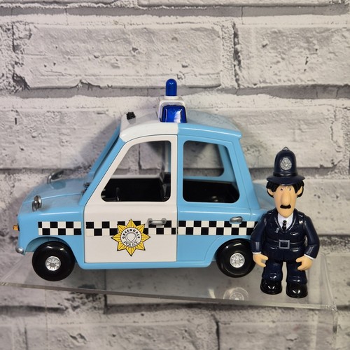 Postman pat selby figure - pat,