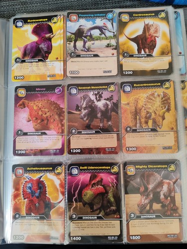 Collectable dinosaur king - dinosaur,