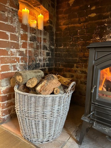 Round grey wash - grey-wash, log