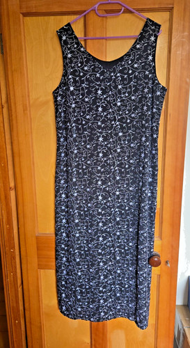 Laura ashley black white - laura,