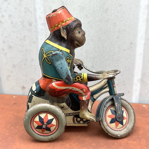 Vintage 1940s tin litho - litho, toy