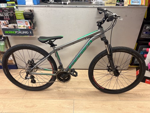 Used carrera hustle - used, 27.5"