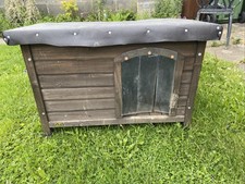 Flat-Roof Wood Outdoor Dog Kennel Cheeko