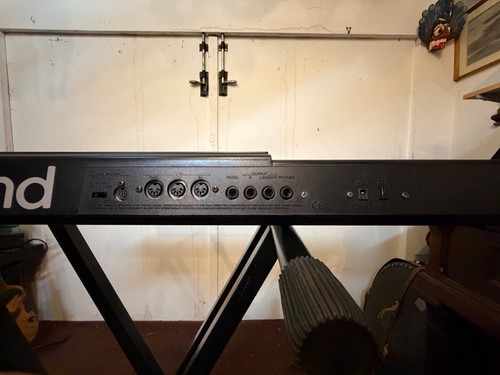 Roland synthesiser - roland, xp-10