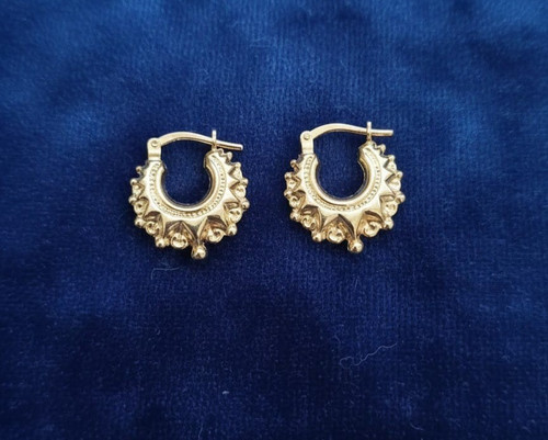 9ct gold 925 - 9ct, on