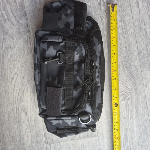 Black camo fishing tackle - black,