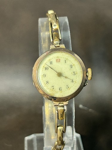 Ladies 9ct gold cocktail watch - 9ct,