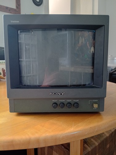 Sony trinitron pvm 9040me - sony,