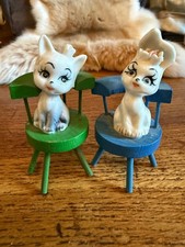 2 Vintage Retro Kitten Cats on