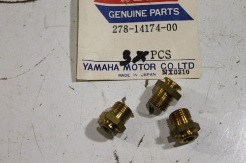 Yamaha carburetor plunger cap - yamaha,