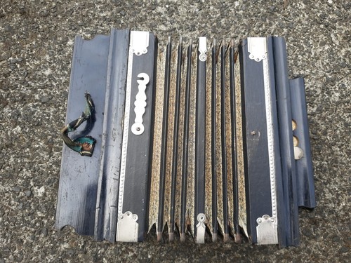 Vintage german button melodeon - vintage,