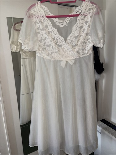 Real vintage white peignoir - real,