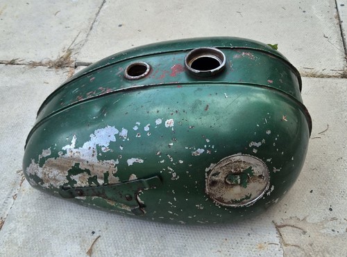 Bsa c15 b40 - petrol, has