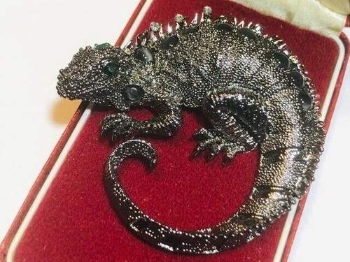 Large vintage black lizard - black,